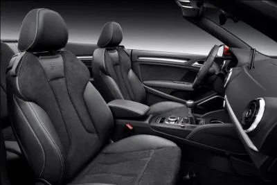 Un enfant de huit ans peut-il sous certaines conditions se placer sur le siège avant ?