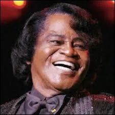 Quel est le surnom de ce chanteur ?