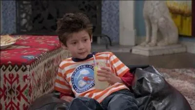 Qui est ce petit garçon ?