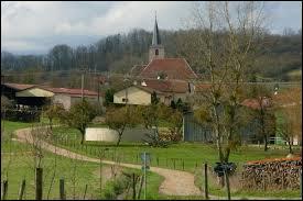 Cette nouvelle balade commence en Lorraine, à Clayeures. Village du Lunévillois, il se situe dans le département ...