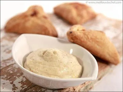 La sauce mornay n'est pas élaborée à partir d'uns sauce béchamel.