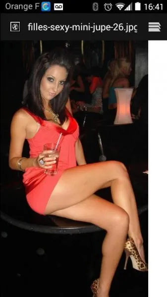 Ta meilleure amie, habillée en décolleté et mini-jupe, est triste : un garçon crie qu'elle est bonne et lui a mis une main aux fesses. Que faut-il faire ?