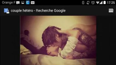 Camille te dit que son petit copain l'a invitée chez lui pour faire leur première fois. Mais au dernier moment, quand il a commencé à la toucher, elle lui a dit que finalement elle ne se sentait pas prête. Mais il a continué en disant qu'il ne peut plus se retenir.