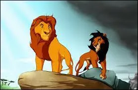Quel est le lien de parenté entre Scar et Mufasa dans le film d'animation "Le Roi Lion" ?