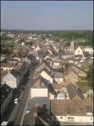 La ville Sarthoise de Mézeray se situe en région ...