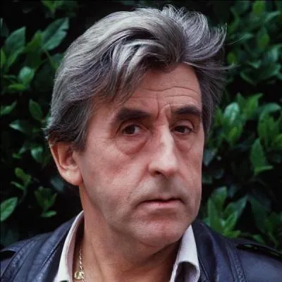 Acteur français, connu pour ses très nombreux seconds rôles. Ses films : La saga du gendarme de Saint-Tropez, Ne nous fâchons pas, Les tontons flingueurs, la trilogie de la septième compagnie, etc...