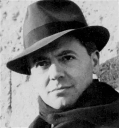 Préfet de l'Eure-et-Loir et résistant français durant la seconde guerre mondiale.