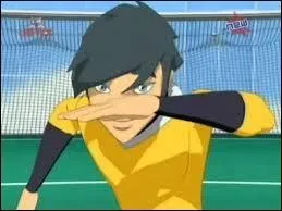 Qui est le remplaçant dans l'épisode 2 ?