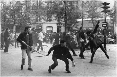 En quelle année, la course ne s'est-elle pas déroulée au mois de juin ?