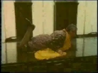 Marie-Pierre Casey ne ferait pas ça tous les jours. Quelle marque de produits dépoussiérants utilise-t-elle ?