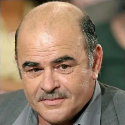 Acteur français, connu pour ses nombreux seconds rôles, dans la totale, le grand pardon, Astérix et Obélix : mission Cléopâtre, etc.