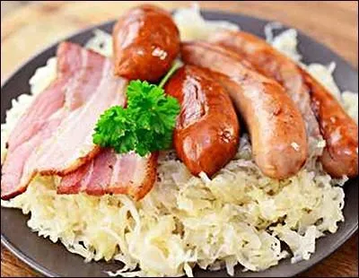 Que faites-vous avec ce plat si vous avez du mal à répondre à mes questions ?