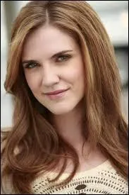 Jenna est connue pour être...