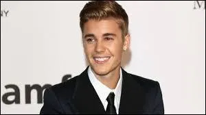 De quelle chanteuse s'est-il séparé en 2012 ?