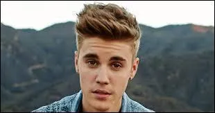 Quelle est la seule personne plus suivie que Justin sur Twitter ?