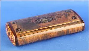 Si vous collectionnez des tabatières, cela signifie que vous êtes un :