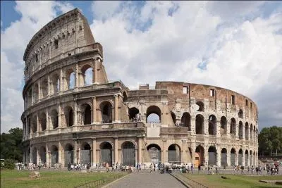 Le Colisée.