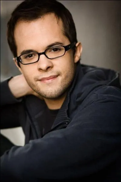 Comment s'appelle cet acteur ?