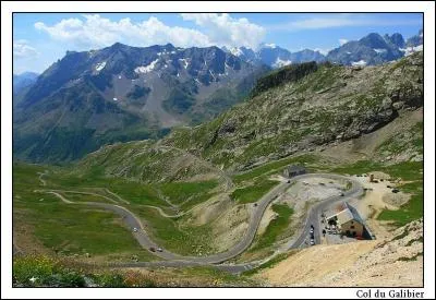 Le département des Hautes-Alpes fait partie de la région Rhône-Alpes.