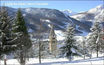 Serre-Chevalier est une station de sports d'hiver des Hautes-Alpes.