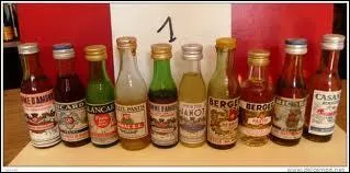 Votre passion, c'est de collectionner des mignonnettes de boissons ! Vous êtes un :