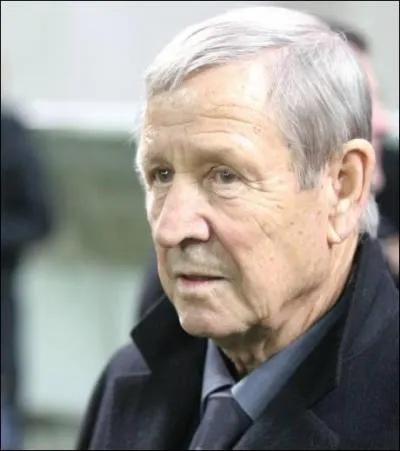 Dans quel sport s'est fait connaître ce petit Raymond, qui avait beaucoup de talent ?