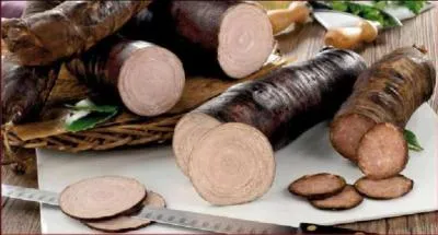 Personne dont la vivacité d'esprit est sujette à caution, on peut observer certains spécimens rares, il semble même qu'il existe des grades !