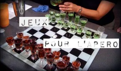 Après mon match de tennis, j'ai décidé d'aller me décontracter au bar de l'hôtel et de participer au jeu apéro. Lors de celui-ci, on m'a posé une série de questions dont voici celle qui m'a permis de gagner un ticket gratuit pour la visite d'un lieu mythique de Madrid. J'ai dû dire qui avait construit le stade Santiago Bernabeu. Alors mes amis, qui est-ce ?