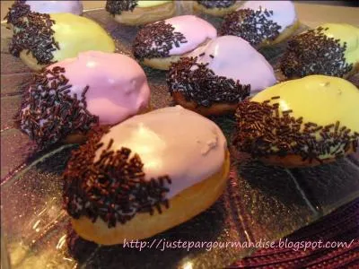 Voici des gâteaux, ce sont des salambos, comment les appelle-t-on couramment ?