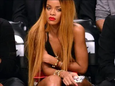 A qui appartiennent ces cheveux ?