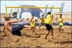 Championnat du monde de football de plage 1998 - Le 17 janvier 1998, le Portugal &eacute;crase le Chili avec un score de 11 &agrave; 1.