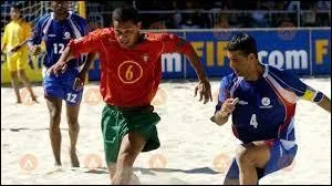 Championnat du monde de football de plage 2001 - Dans le groupe A, il y avait l'Allemagne, le Br&eacute;sil et l'Italie. Quand l'Italie et le Br&eacute;sil se sont affront&eacute;s, le Br&eacute;sil est sorti gagnant avec 11 buts marqu&eacute;s, pendant ce math, combien les italiens ont-ils marqu&eacute; de buts ?