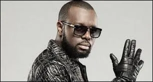 Dans quelle ville est-il né ?