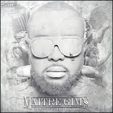 Quel est le nom de son premier album ?