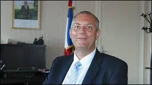 Quand le sous-préfet Emmanuel Bordeau est-il venu ?