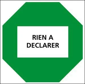 Quel couple d'acteurs se donne la réplique dans le film "RIEN à déclarer" sorti en 2010 ?