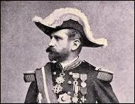 Le Général Boulanger (1837-1891), remuant ministre de la guerre qui a failli renverser la IIIe République à la fin des années 1880 a fait une cure dans la ville d'eau la plus proche de Clermont-Ferrand dont le joyau architectural est la Buvette Eugénie.