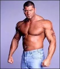 Quelle année fut témoin du début de sa carrière professionnelle ?