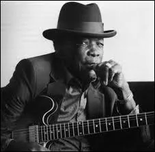 En quelle ann&eacute;e a-t-il chant&eacute; &laquo; Shake It Baby &raquo; ?