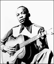 Quel &acirc;ge John Lee Hooker avait-il lors de la mort de son p&egrave;re ?