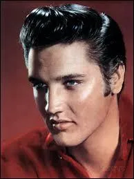 De son vivant, sauriez-vous me dire le nombre de concerts donnés aux États-Unis par Elvis Presley ?