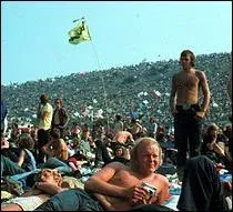 Jimi Hendrix, The Doors et The Who &eacute;taient &agrave; l'affiche de l'&eacute;dition de 1970. Cette ann&eacute;e-l&agrave;, le festival a accueilli pr&egrave;s de 600 000 personnes ! O&ugrave; s'est d&eacute;roul&eacute; le dernier grand rendez-vous hippie ?