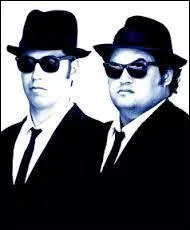 Quand le film &laquo; Blues Brothers 2000 &raquo; est-il sorti ?