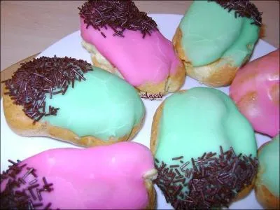 Ce gâteau, on le connaît sous le nom de gland. Quel est son autre nom ?