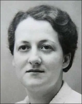 Quel est le prénom de la femme de Louis de Funès, personnage interprété par Suzy Delair ?