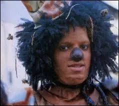 Je me demande qui es-tu ? Michael Jackson est-ce toi ?