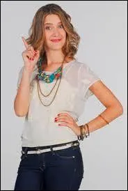 Qui est Angie pour Violetta ?