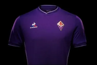 Quatrième du championnat italien 2015, à quel club est ce maillot ?