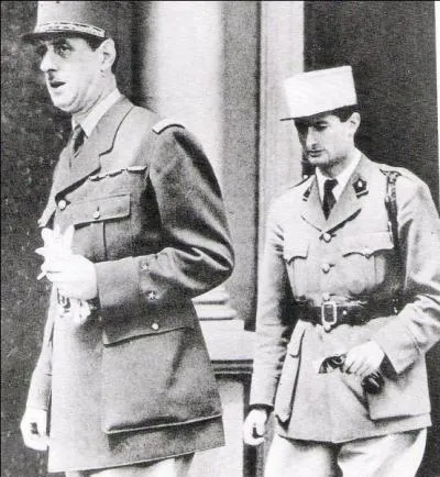 Qui a été aide de camp du général Charles de Gaulle ?