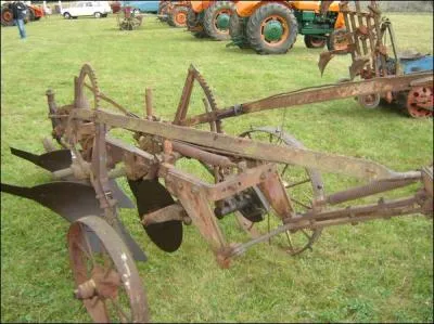 En juillet, rendez-vous a été pris au pays des merveilles de Kerampuilh, à Carhais, en Bretagne, pour assister au festival....
